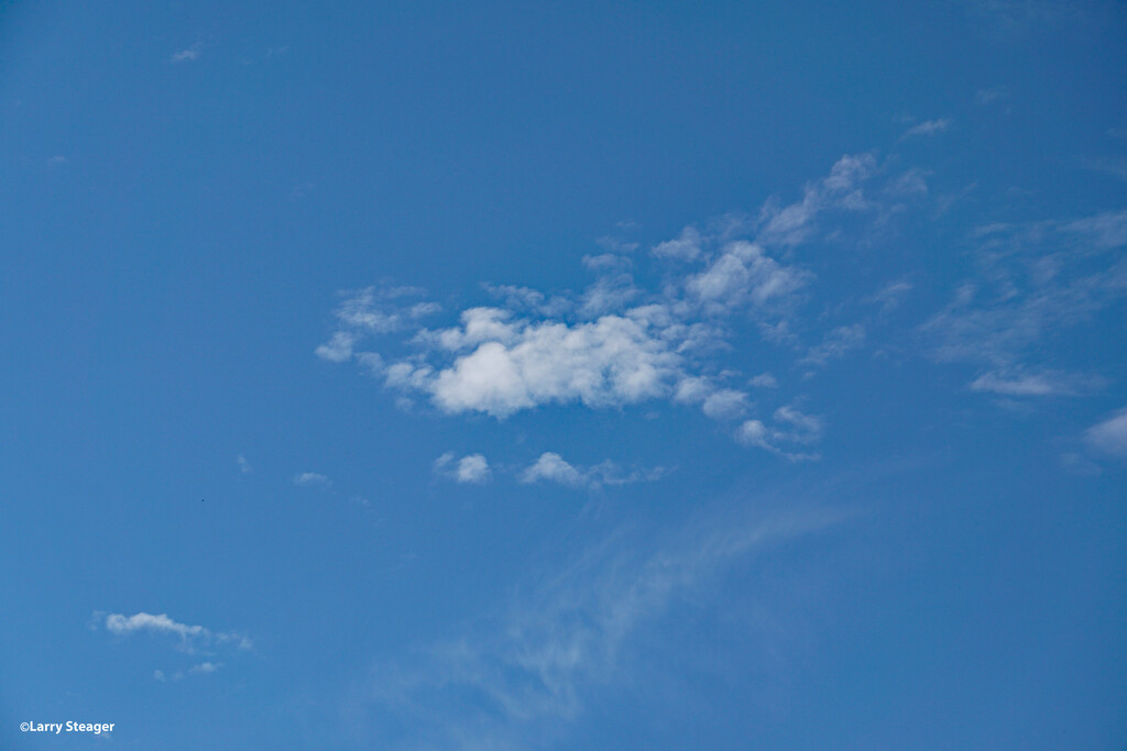 Summer sky by larrysphotos