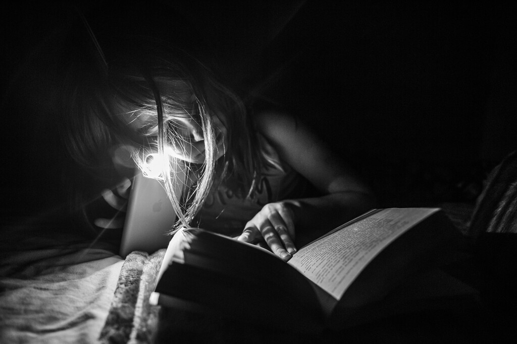 Reading by iPhone Light by tina_mac