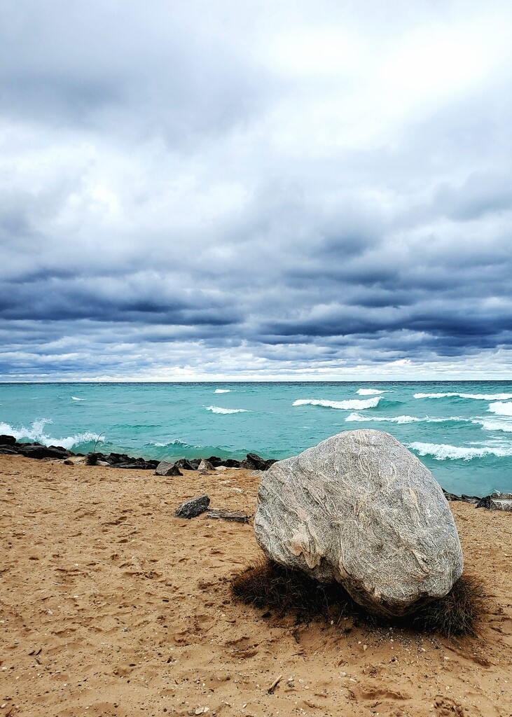 Lake Michigan rocks by edorreandresen