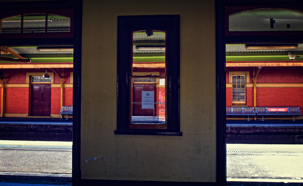 Wollongong Station by annied