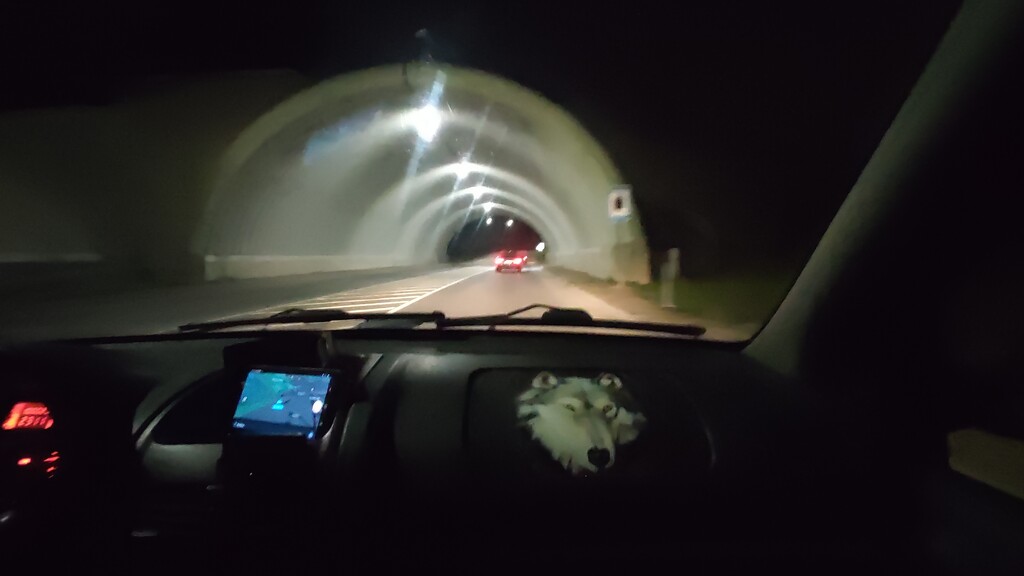 naktinis tuneliuks by icetiz