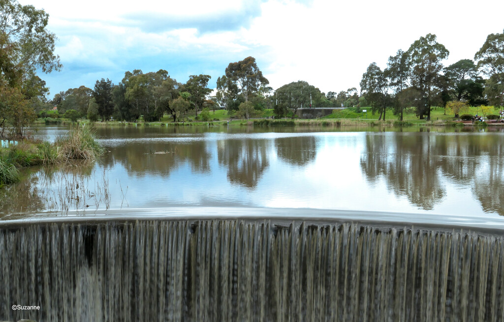 Edwardes Lake, in the suburb of Reservoir, Melbourne by ankers70