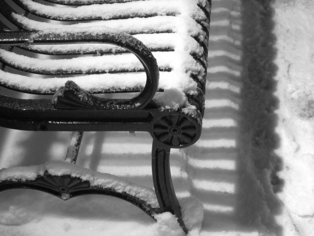 Snowy bench by juletee