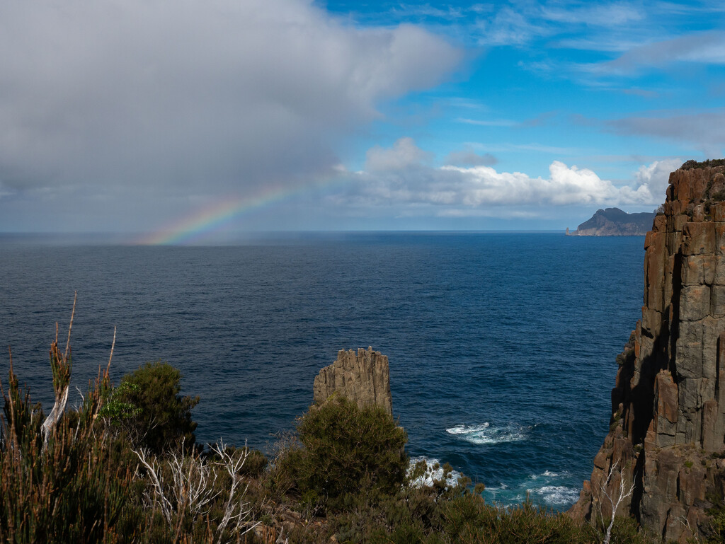 Raibow over the water by gosia