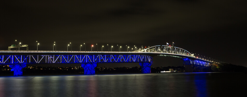 Lights on the bridge! by creative_shots