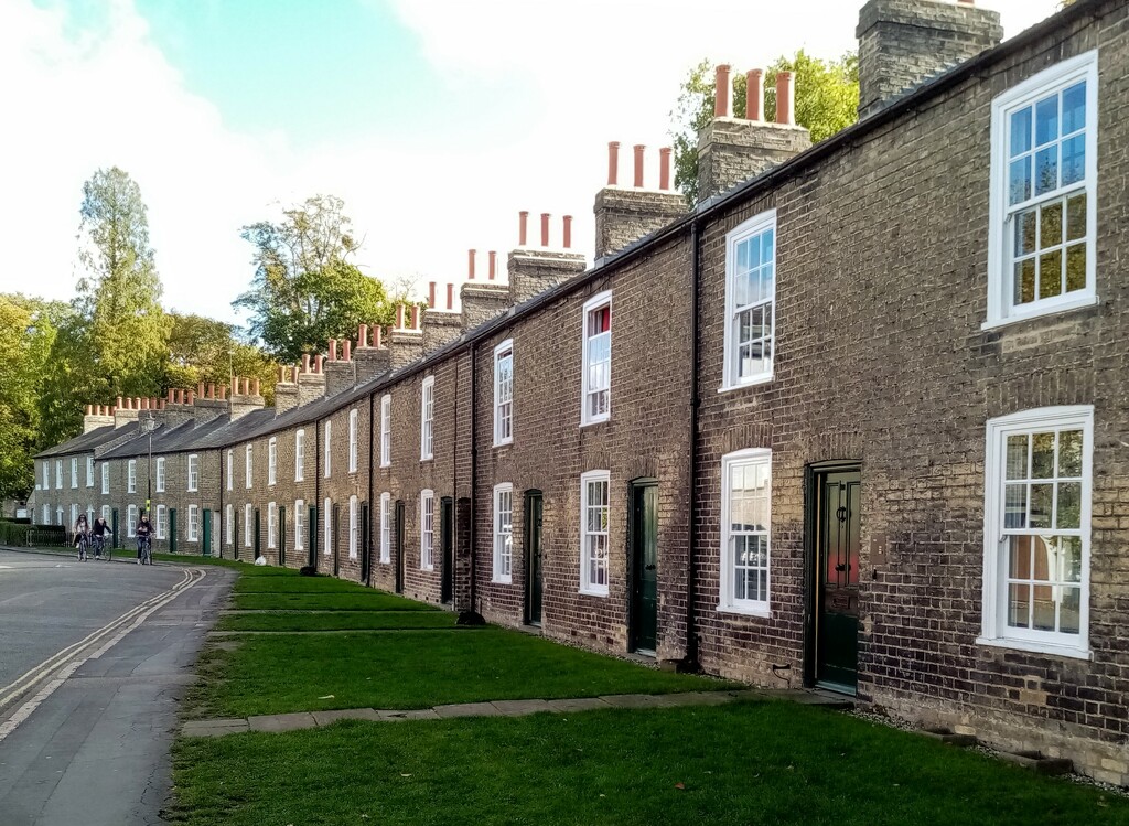 Cambridge Cottages  by g3xbm