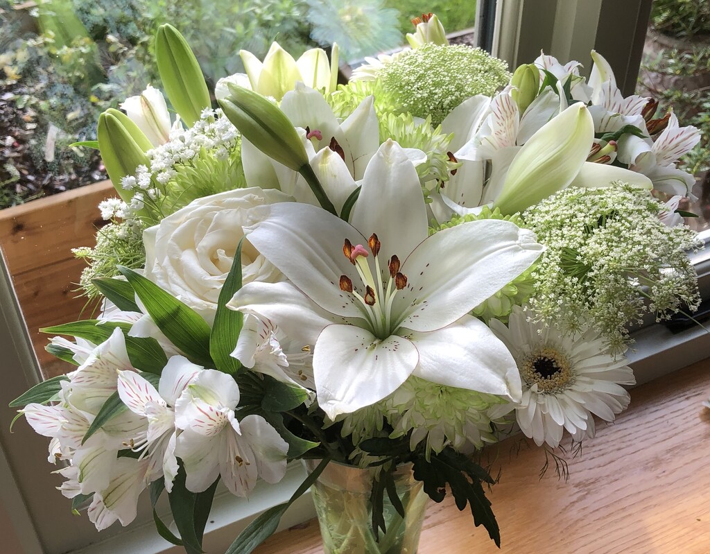 A Lovely Bouquet by susiemc