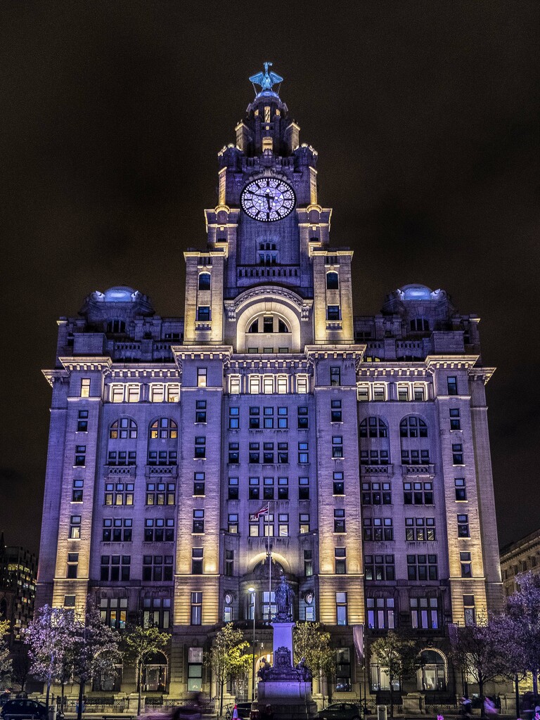Royal Liver Building. by gamelee