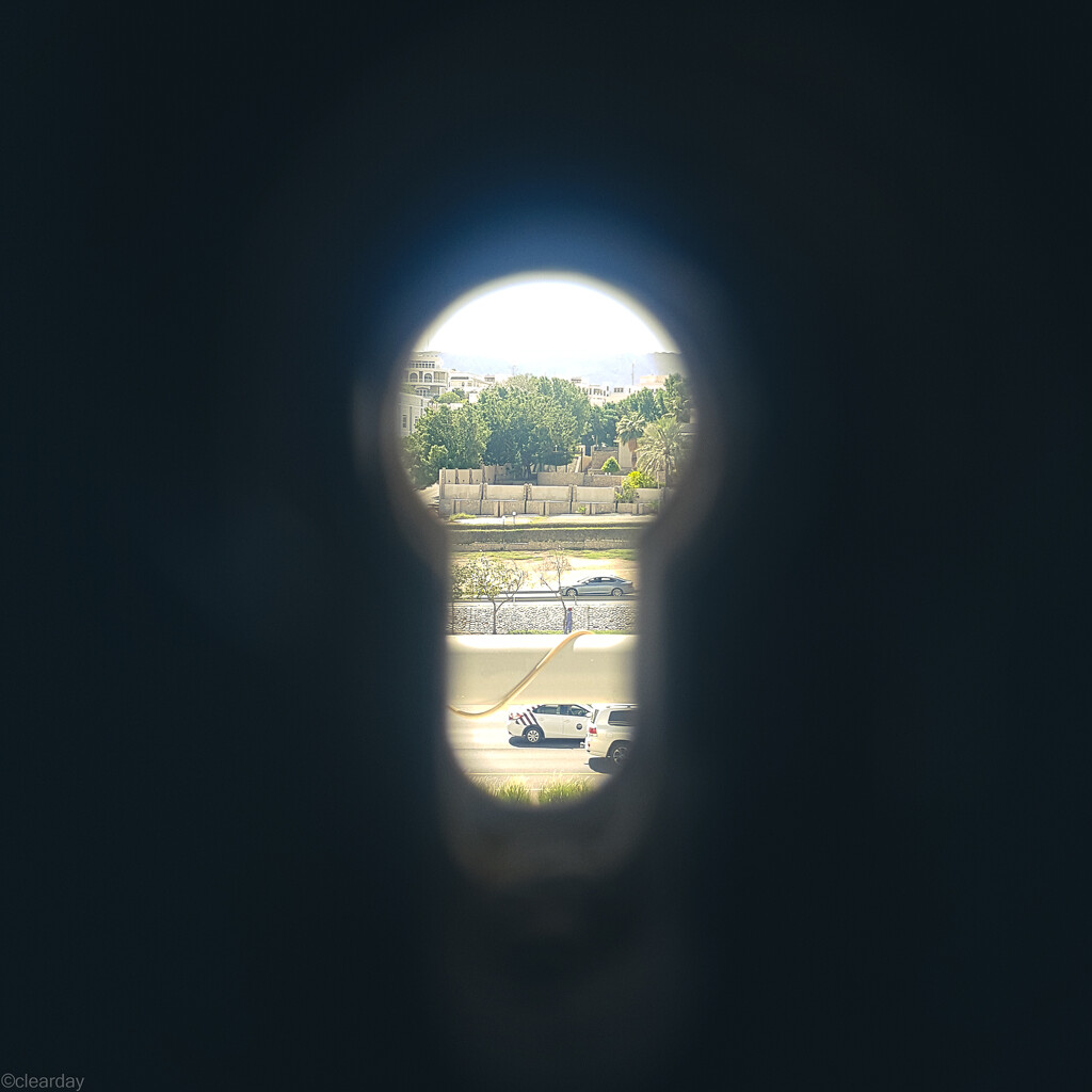 Through the keyhole by clearday