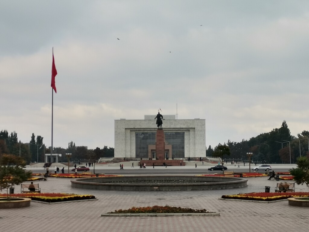 Bishkek Main Square by gerry13