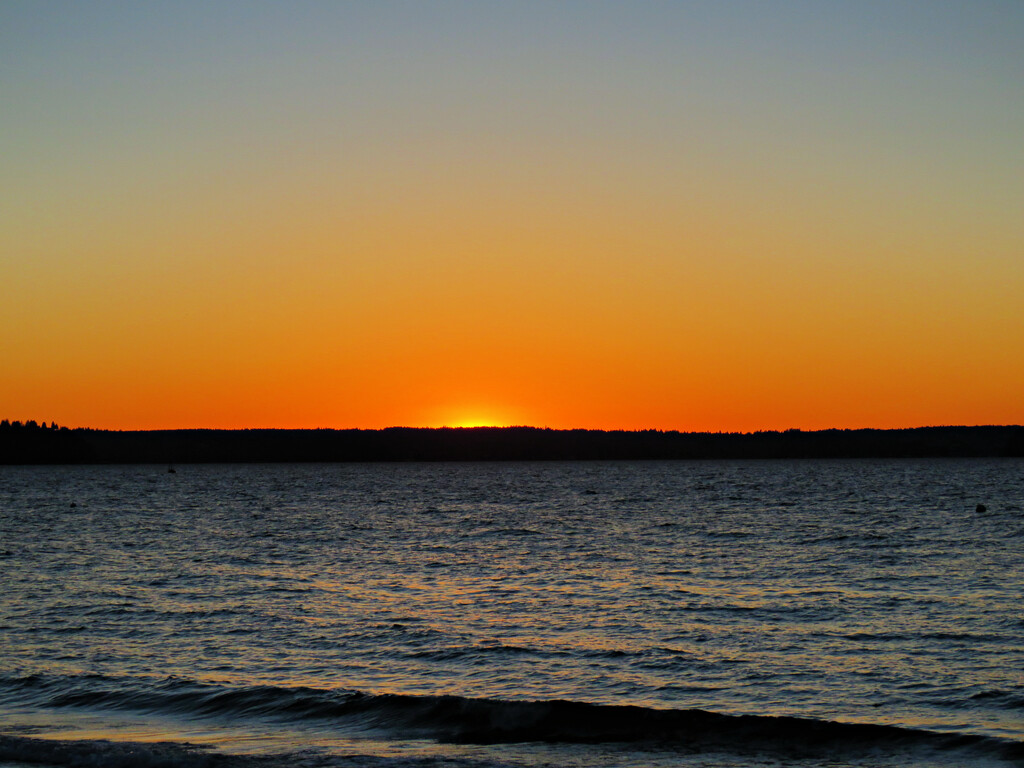 Sunset at Lowman Beach by seattlite