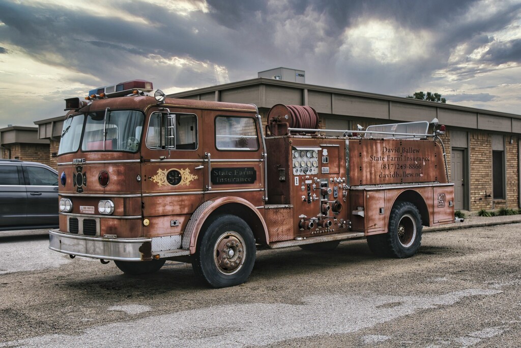 Vintage Firetruck by judyc57