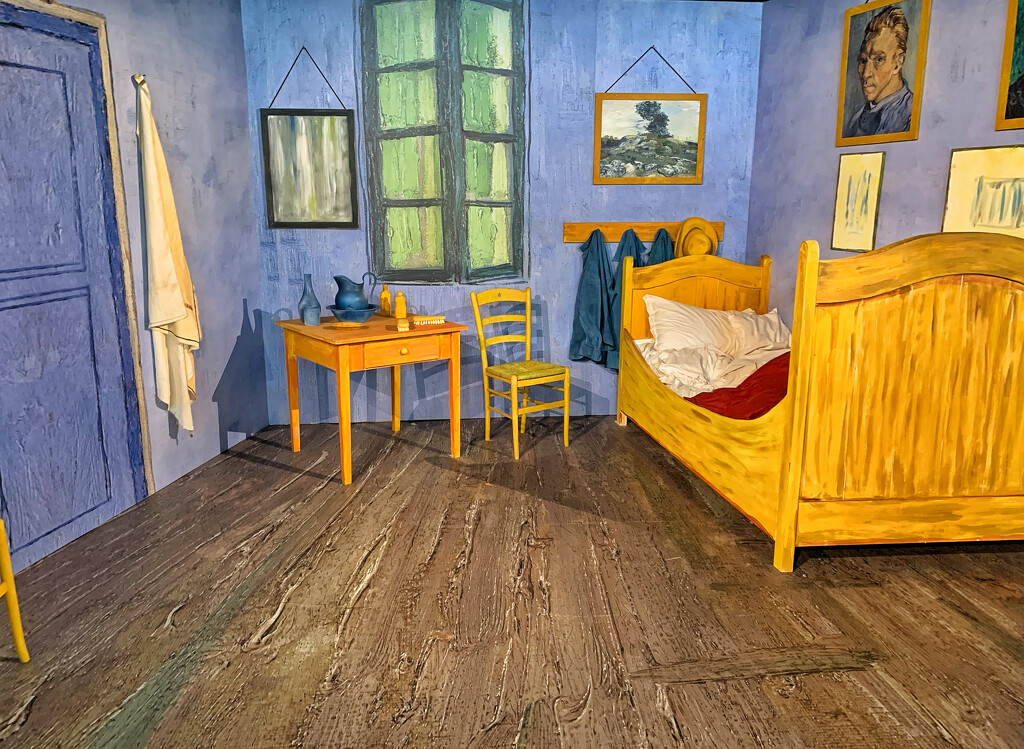 Van Gogh bedroom.  by cocobella