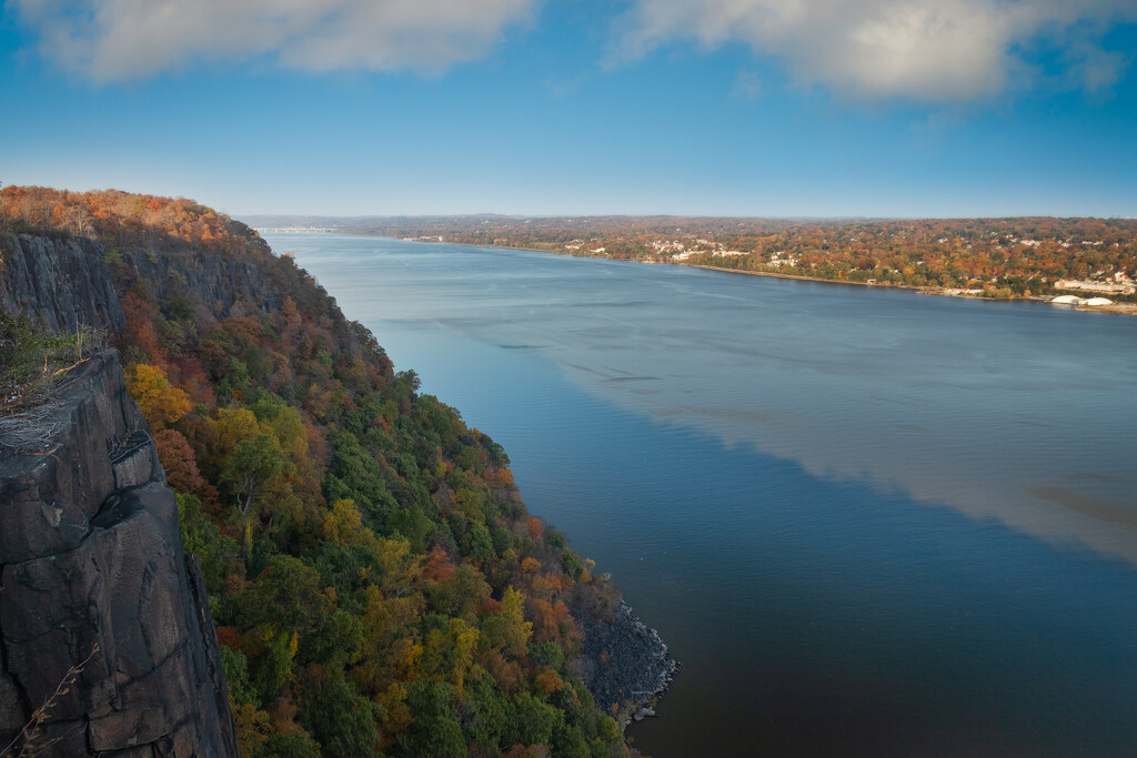 Fall Color in the Palisades by swchappell