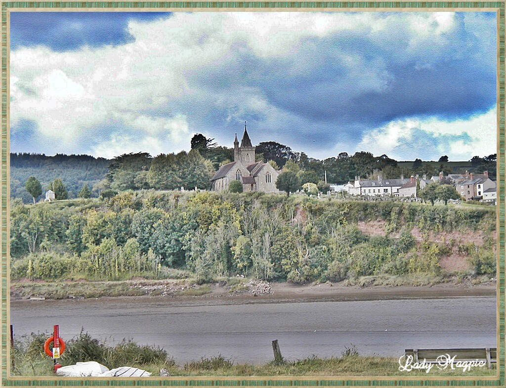 Looking across the River Severn by ladymagpie