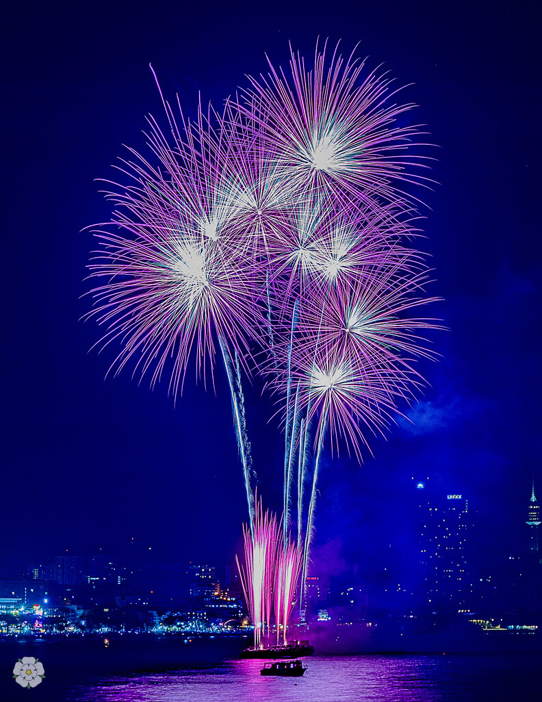 Pattaya Firework Festival 2021 by lumpiniman