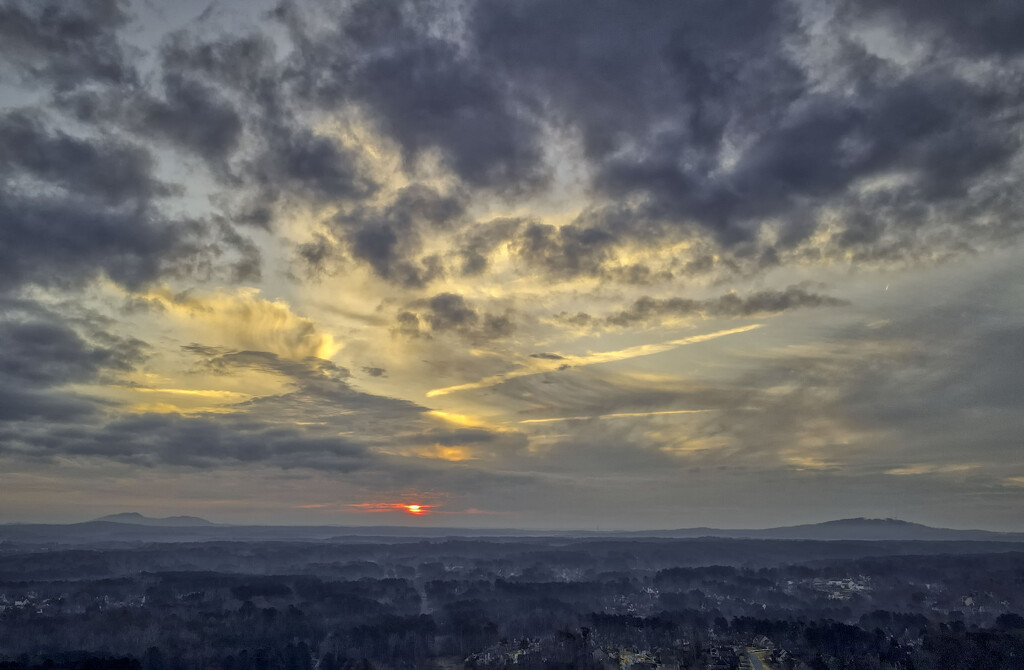 Acworth Sunrise by kvphoto