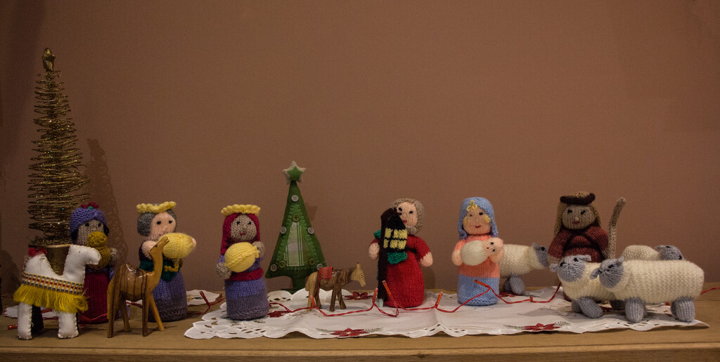 Knitted nativity set by busylady