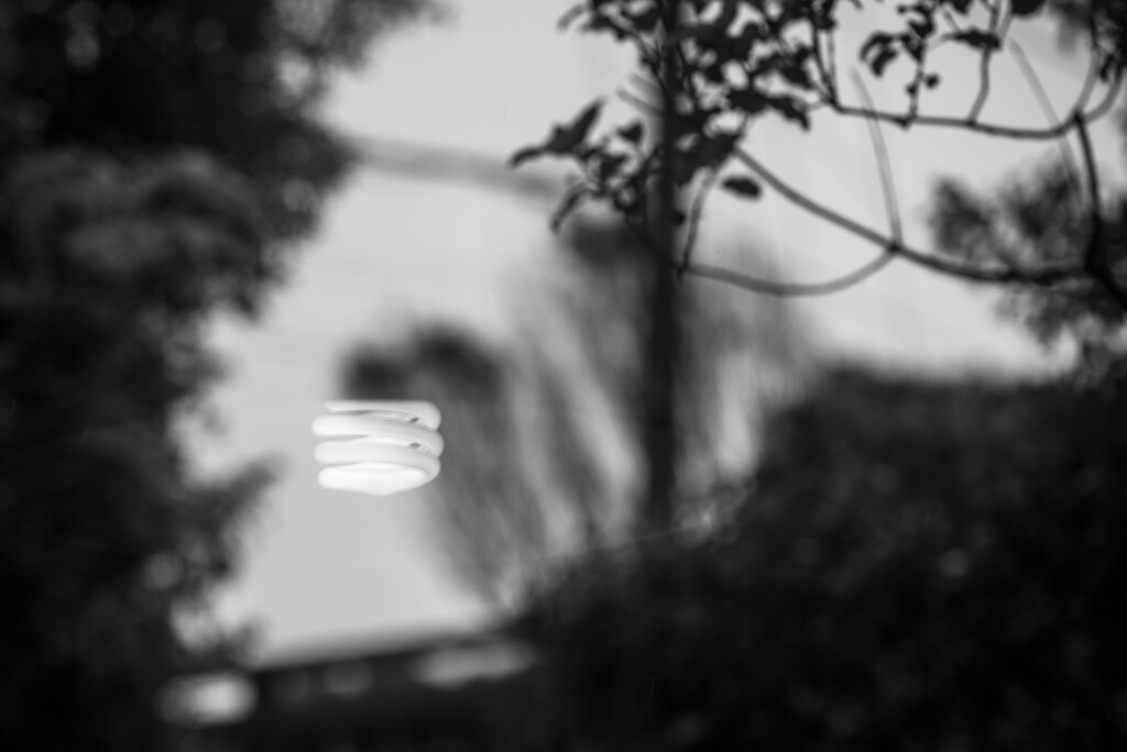 Light bulb Moment by yaorenliu