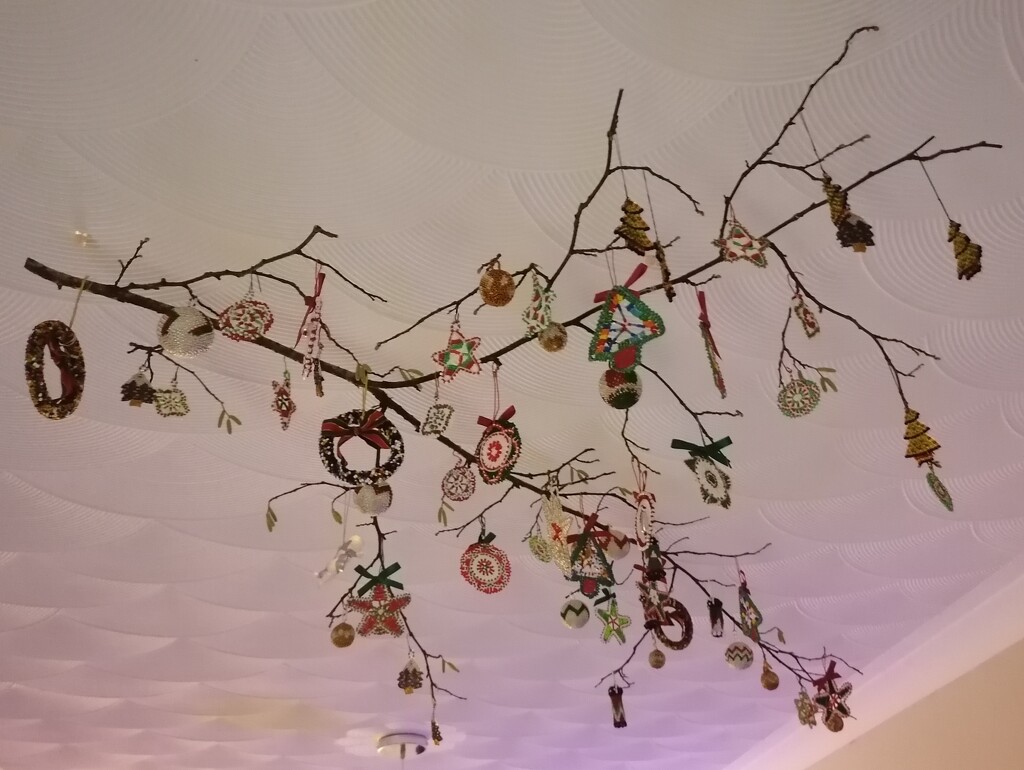 Beaded decorations  by kimka