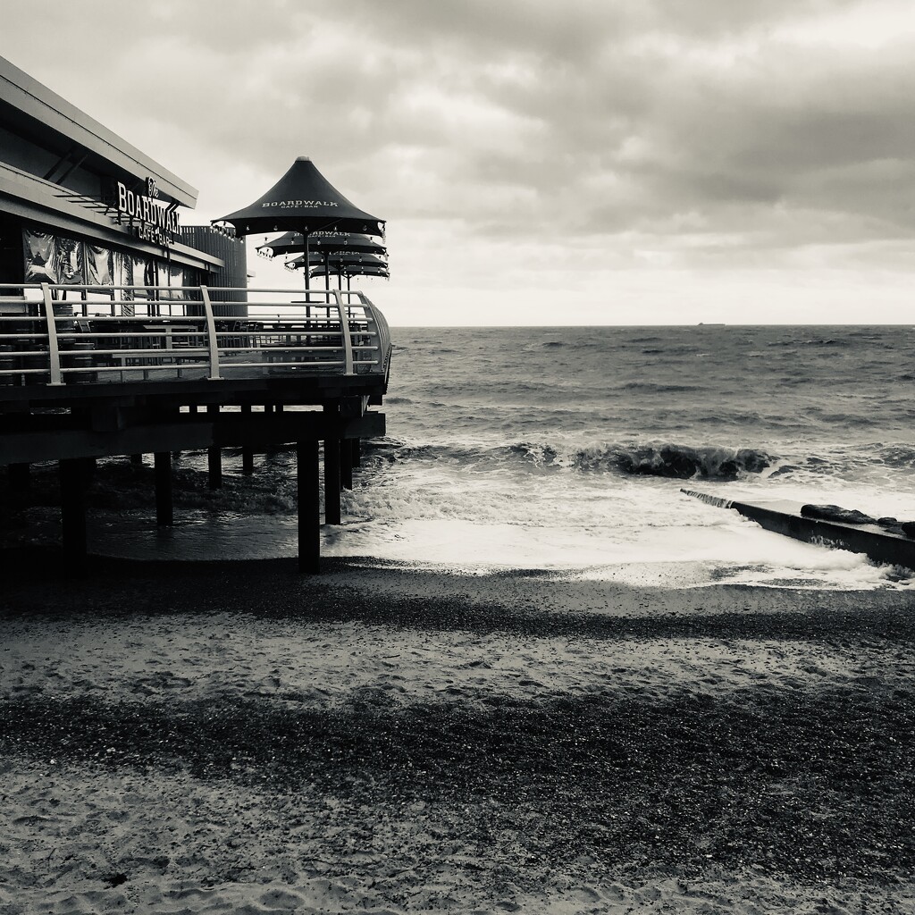 Felixstowe beach and pier by cam365pix