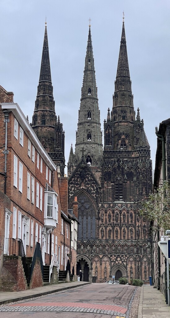 Lichfield Cathedral  by tinley23