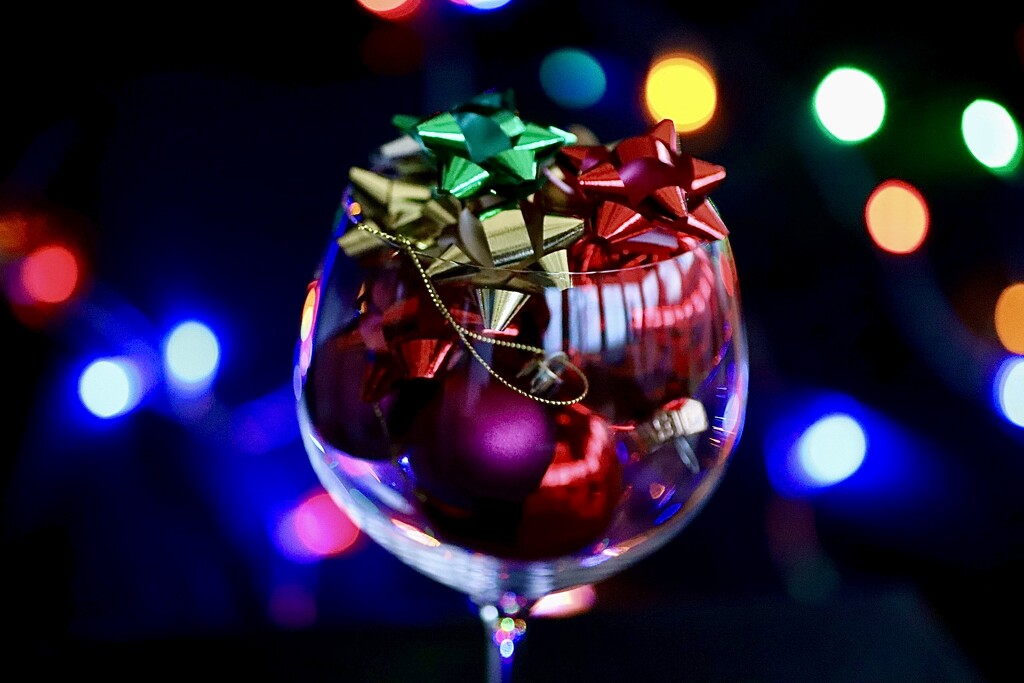 A Glass of Christmas Cheer by carole_sandford