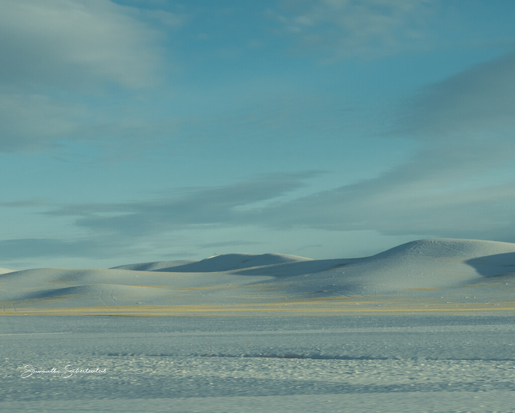 Dunes of snow by sschertenleib