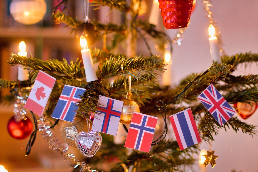 An international Christmas by okvalle