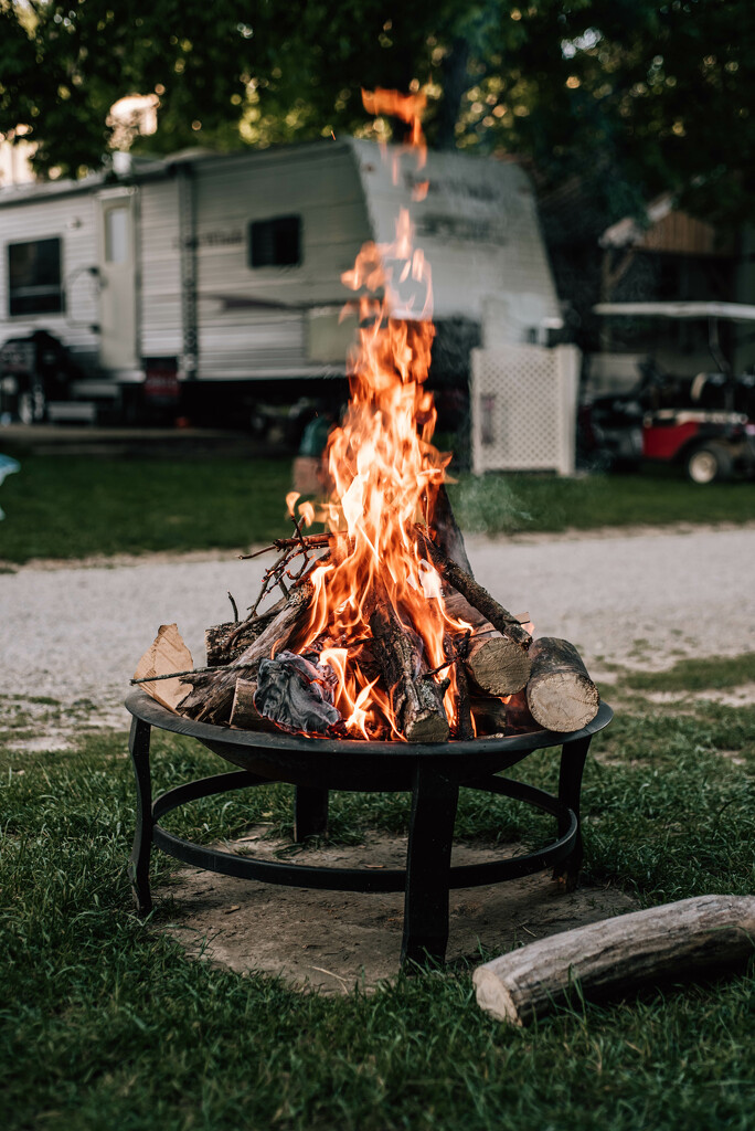 Campfire by mistyhammond