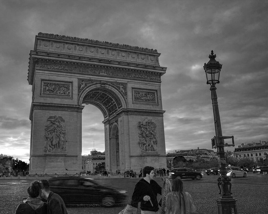 Arc de Triomphe by cwbill