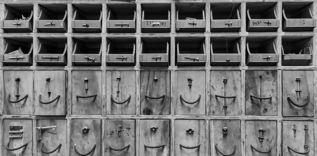 BW Pattern - nuts and bolts by jeneurell