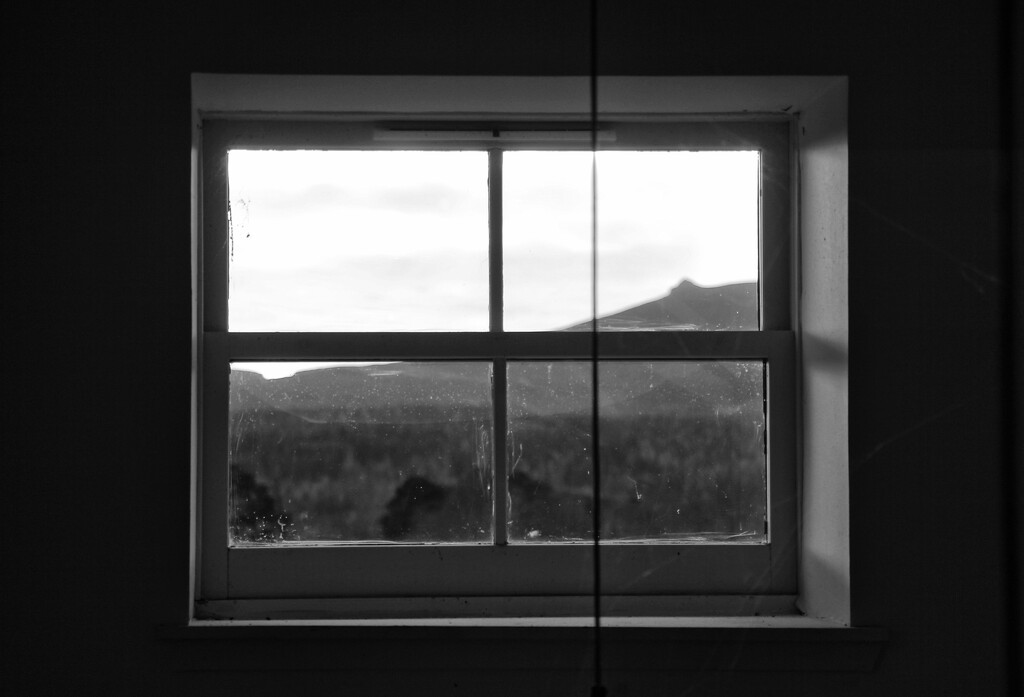 Through the Rectangular Window by jamibann