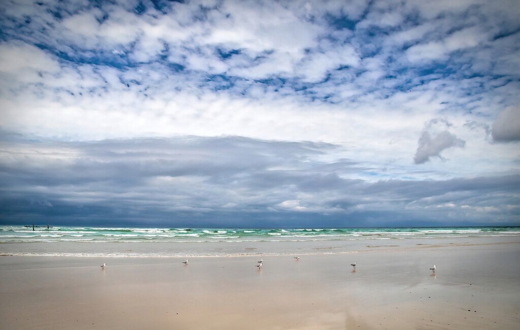 Cloudy day on the beach by ludwigsdiana