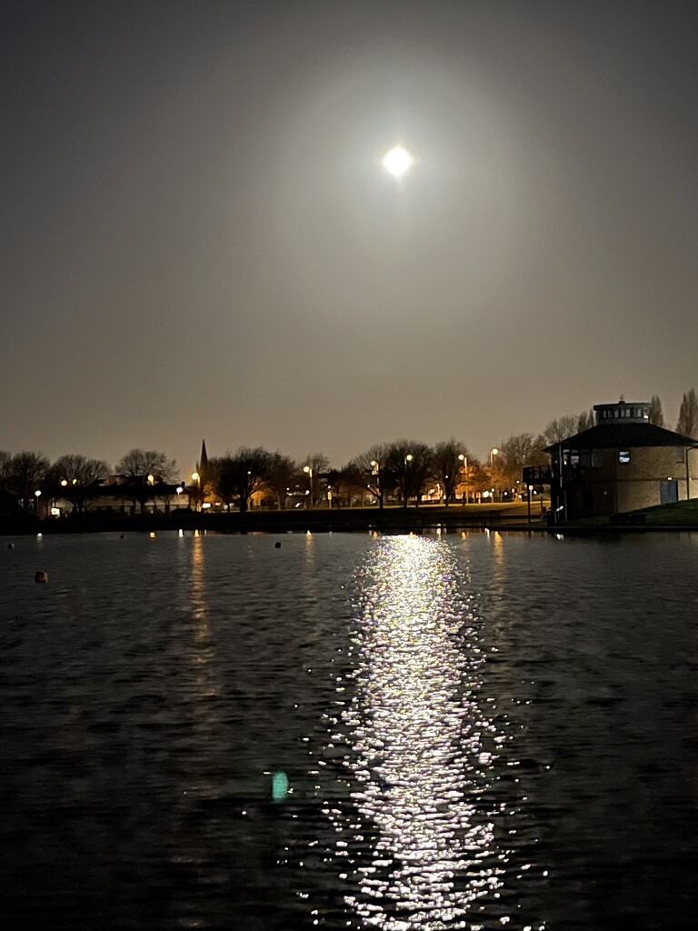 It was a Broad, bright, moonlit night by bill_gk
