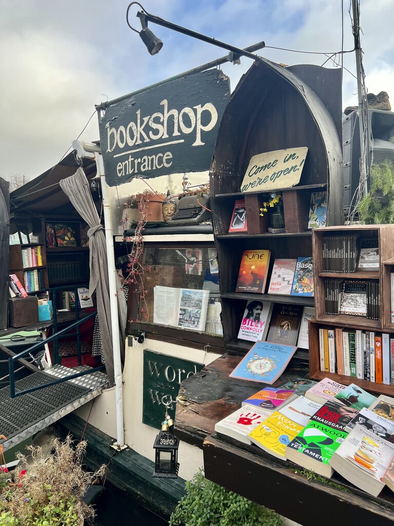 Iconic bookshop on the canal by cawu