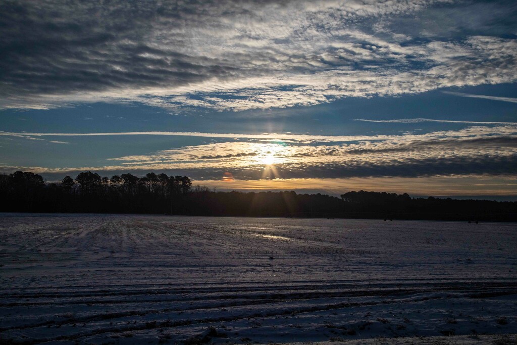 Winter Sunrise  by happman