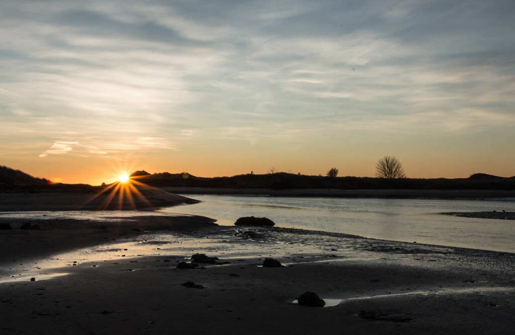 Alnmouth estuary sunrise  by busylady