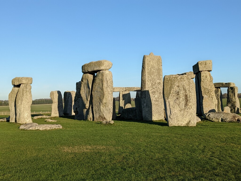 Afternoon at Stonehenge. by yorkshirelady
