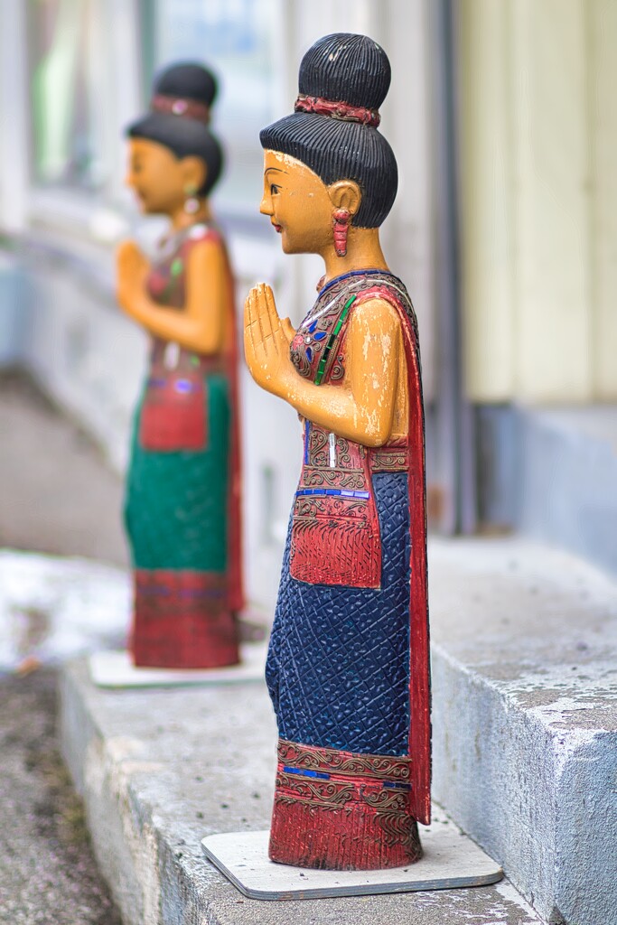 Thai figures by okvalle