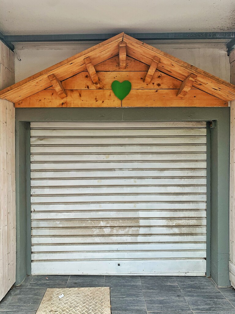 Green heart.  by cocobella