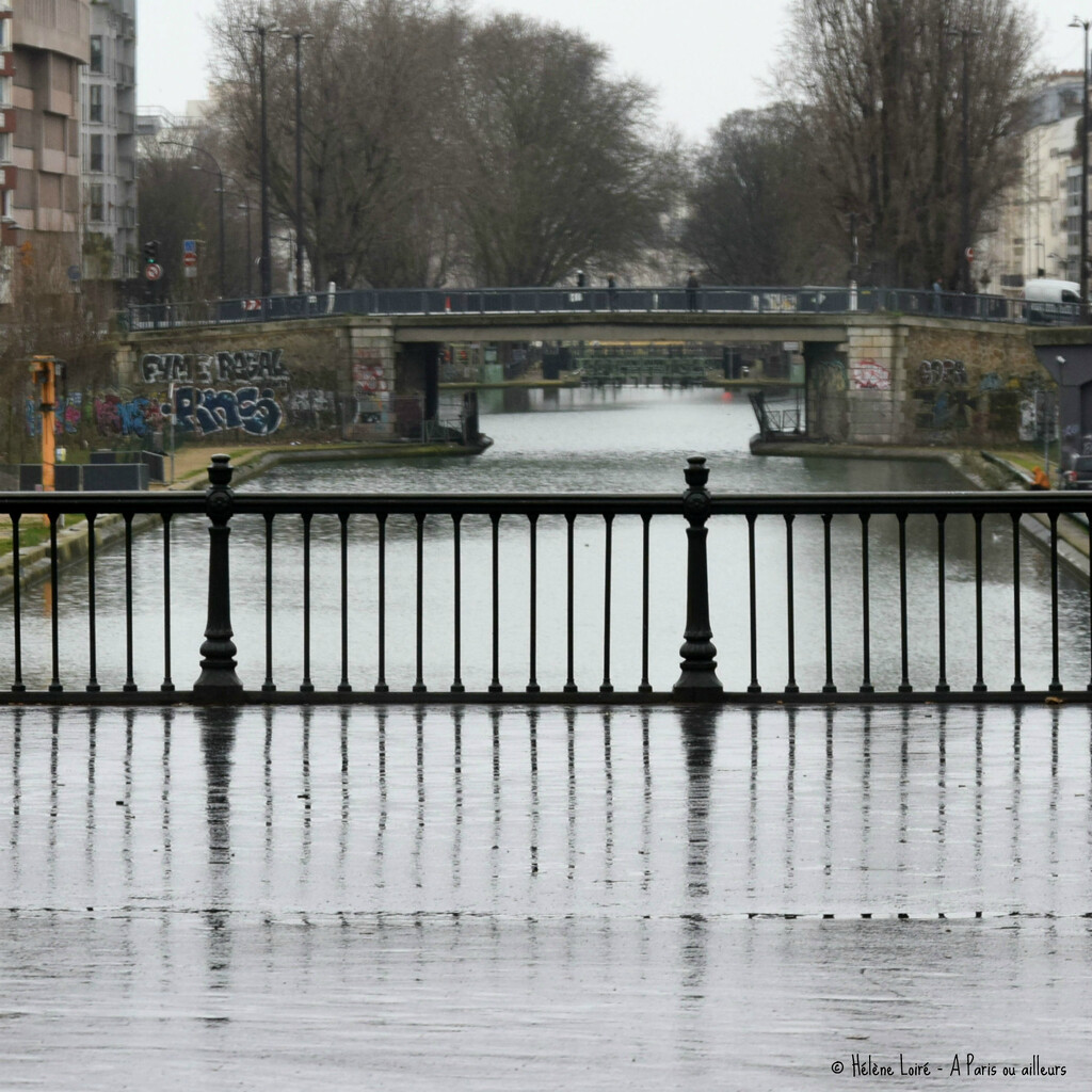 Canal Saint Martin  by parisouailleurs