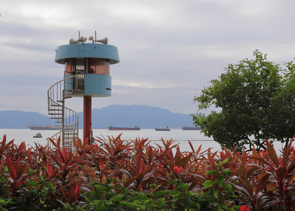 lifeguard look-out tower by wh2021