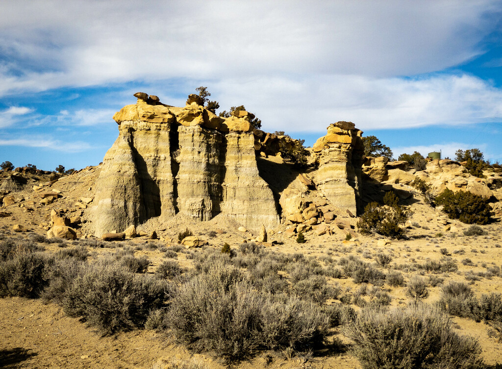 Twin Buttes area rocks by jeffjones