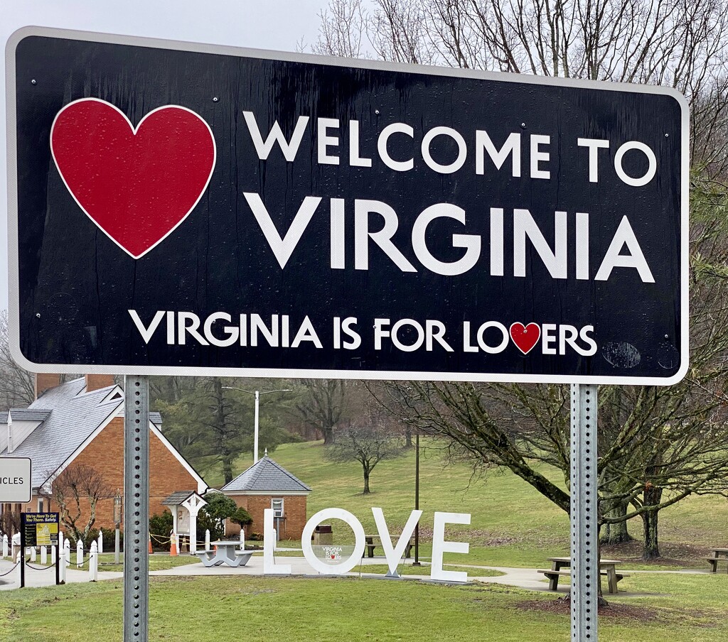 Virginia is for Lovers by calm