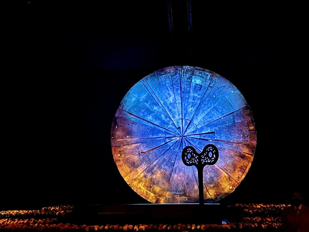 Cirque de Soleil by nigelrogers