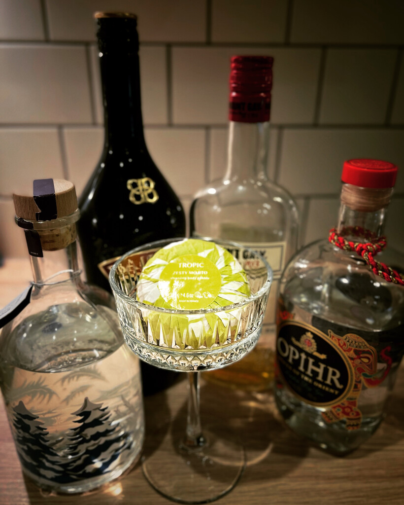 Cocktail? by gaillambert