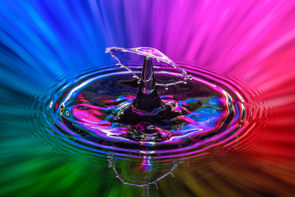 Radiating Colors Splash by jyokota