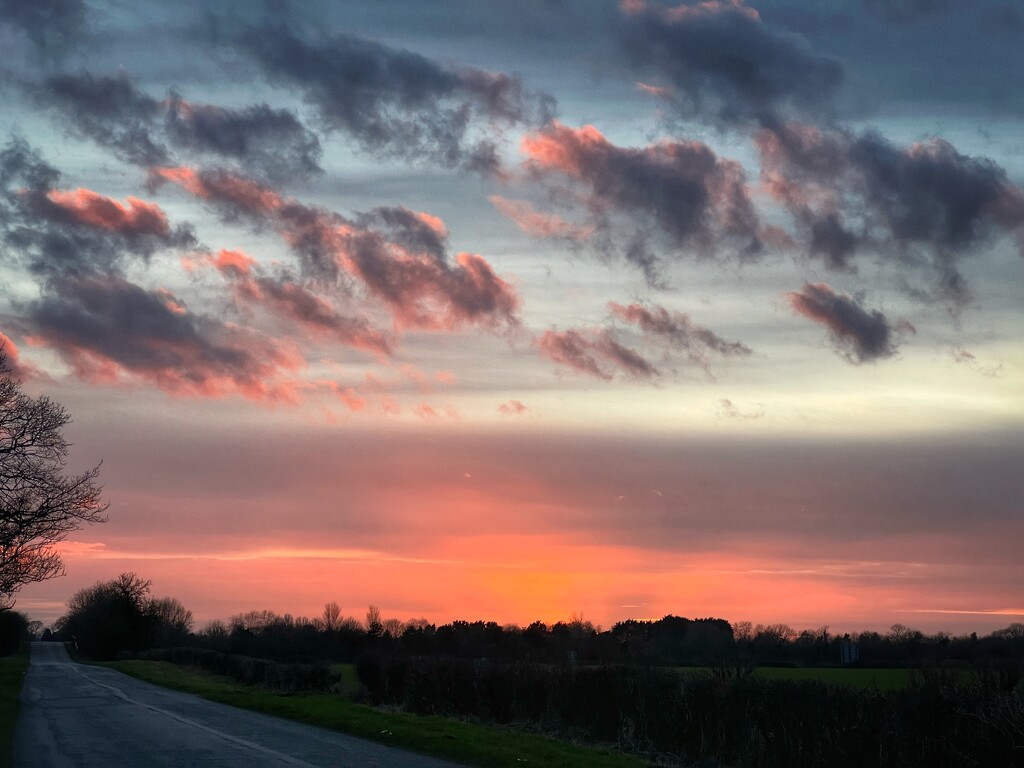 Roadside sunset by gaillambert