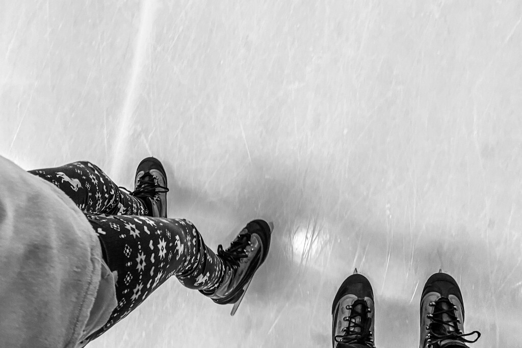 Ice Skating by tina_mac